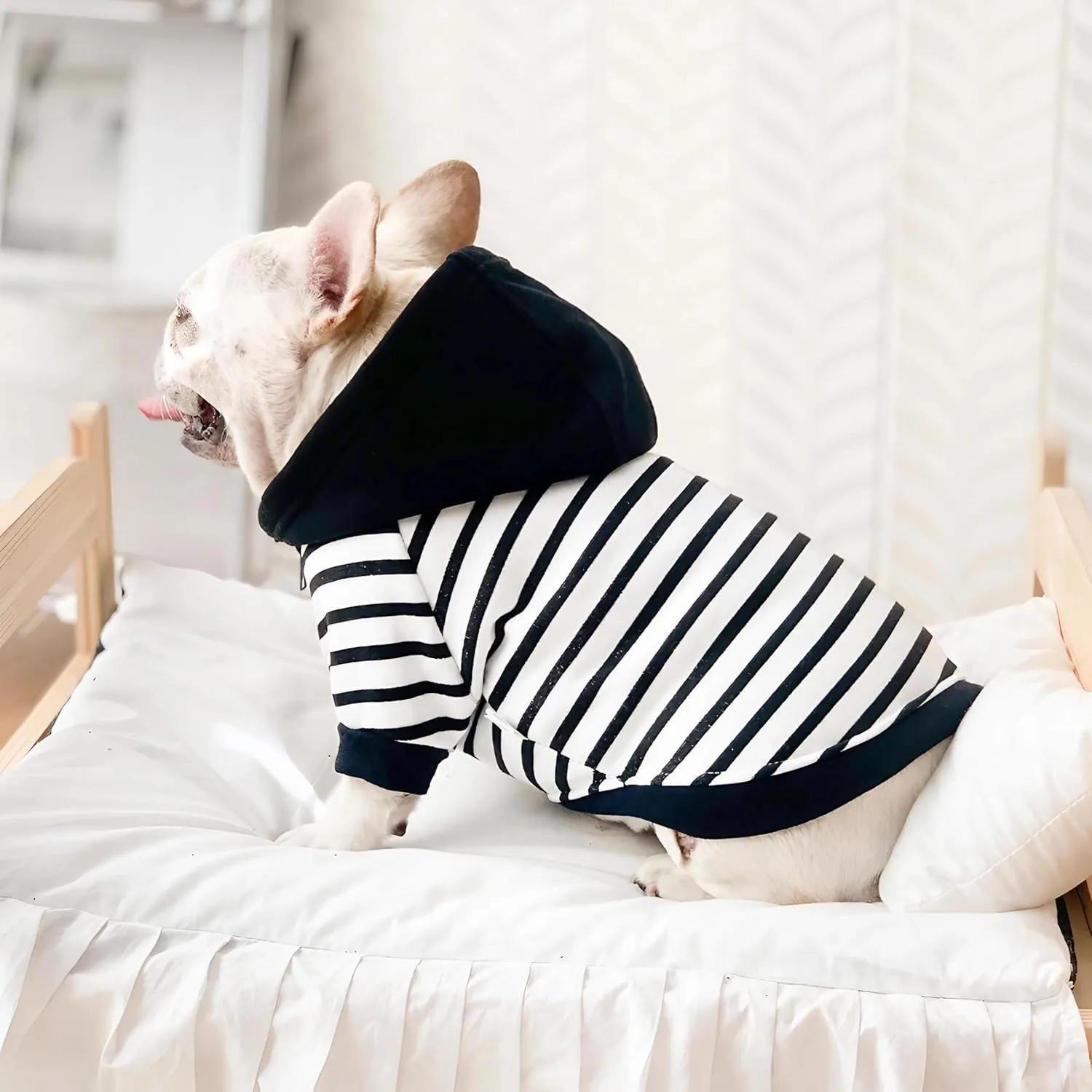 Dog Sweaters for Medium Dogs Boy French Bulldog Clothes,Frenchie Clothes Dog Fleece Sweaters Winter Coat Pet Sweatshirt Hoodie Medium Sized Halloween Costume,Black Striped,L