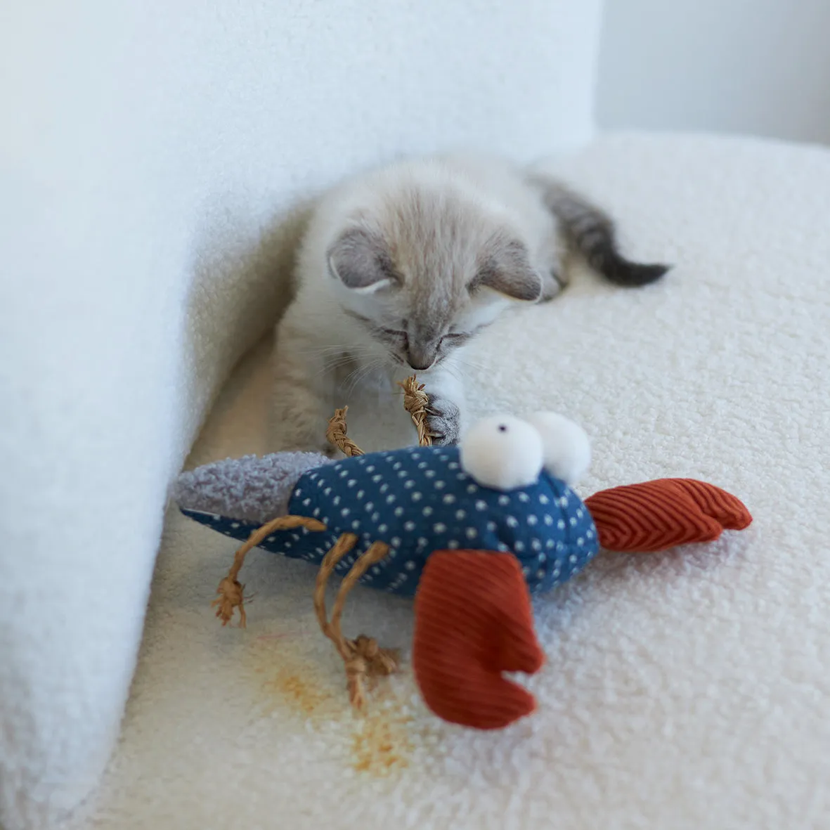 Kazoo Snappy Lobster Cat Toy^^^