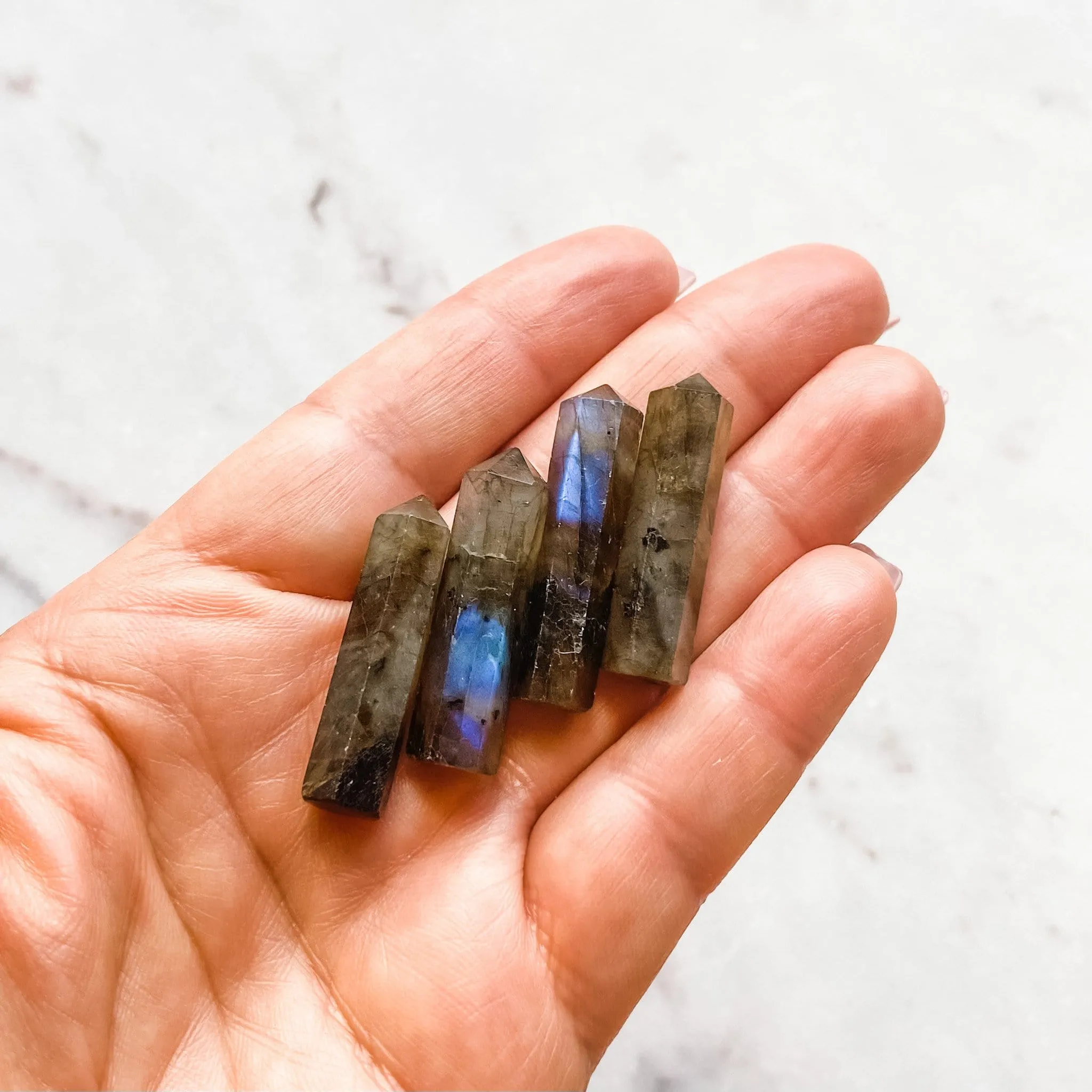 Labradorite Generator/Tower-3cm