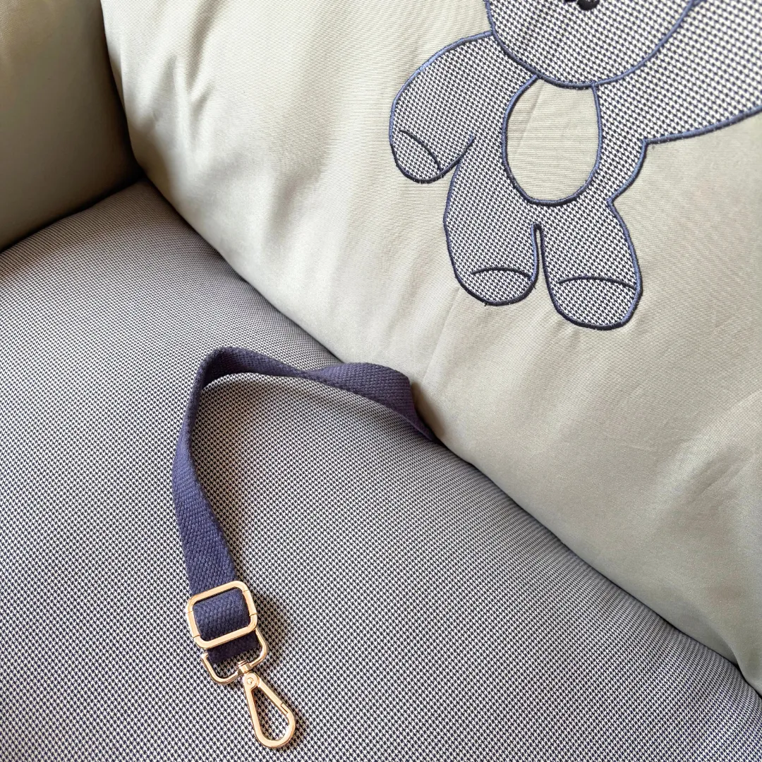 PoochMate Travel Bed for Medium Dogs : Mint & Blue Teddy