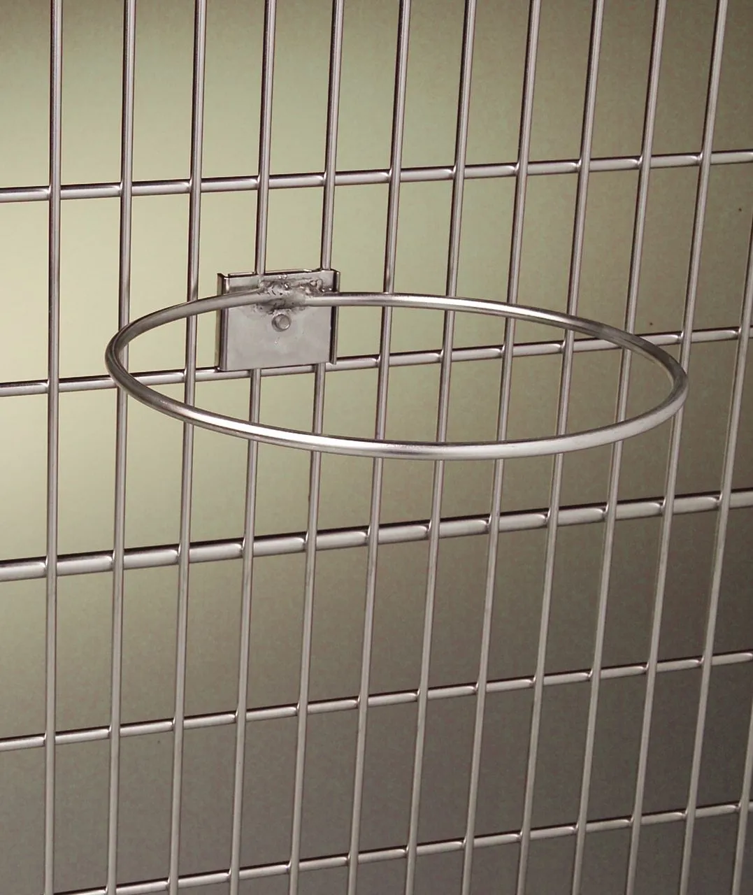 Shor-Line Economy Feed/Water Bowl   Brackets
